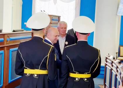 Витко вручили знак «Почетный гражданин Севастополя»
